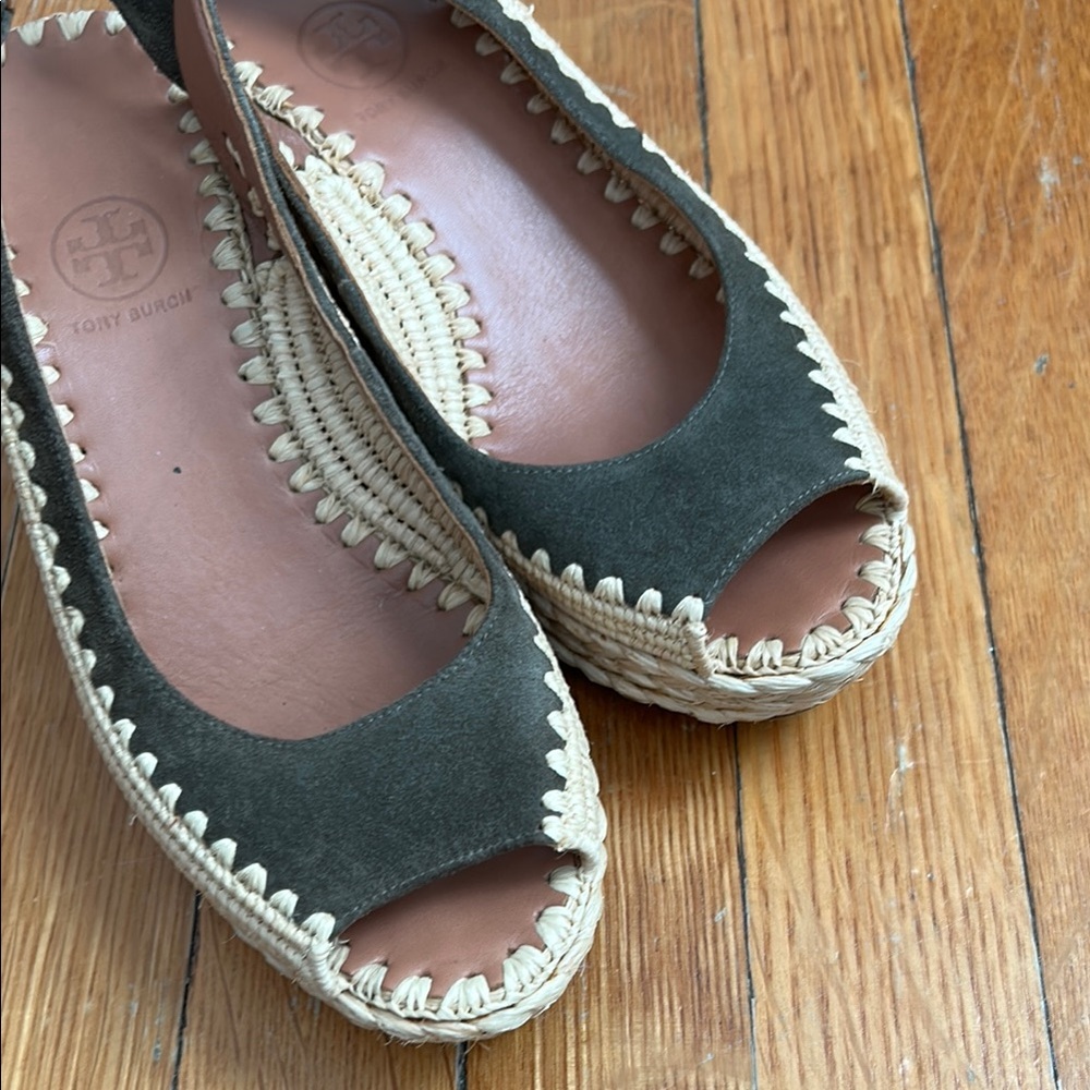 Tory Burch Green Espadrille Slip-On Shoes - Picture 3 of 4